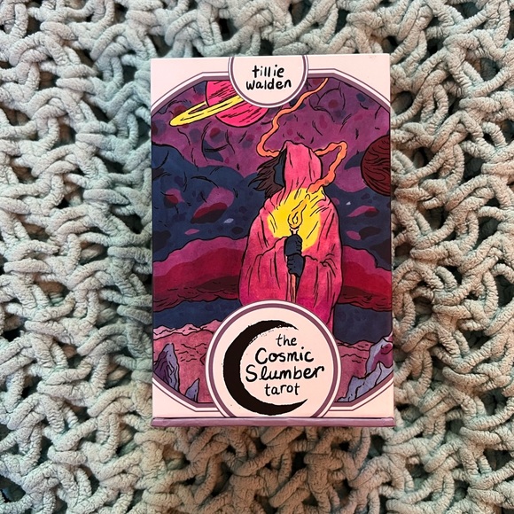 COSMIC SLUMBER TAROT - Picture 3 of 3